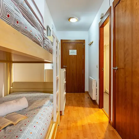 Edif Serraneu Estudio Apartment